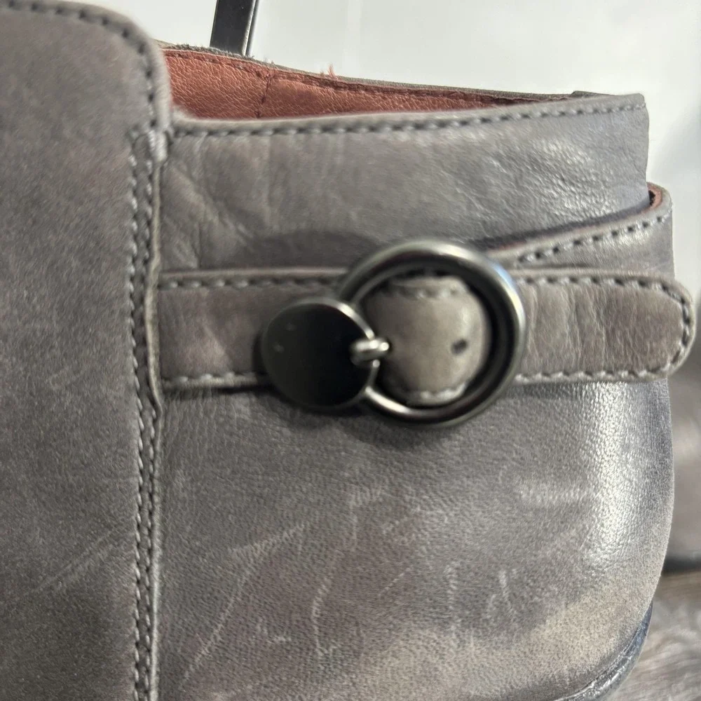Dansko Booties Womens Size 38 Gray Leather Waterproof Ankle Zip Block Heel